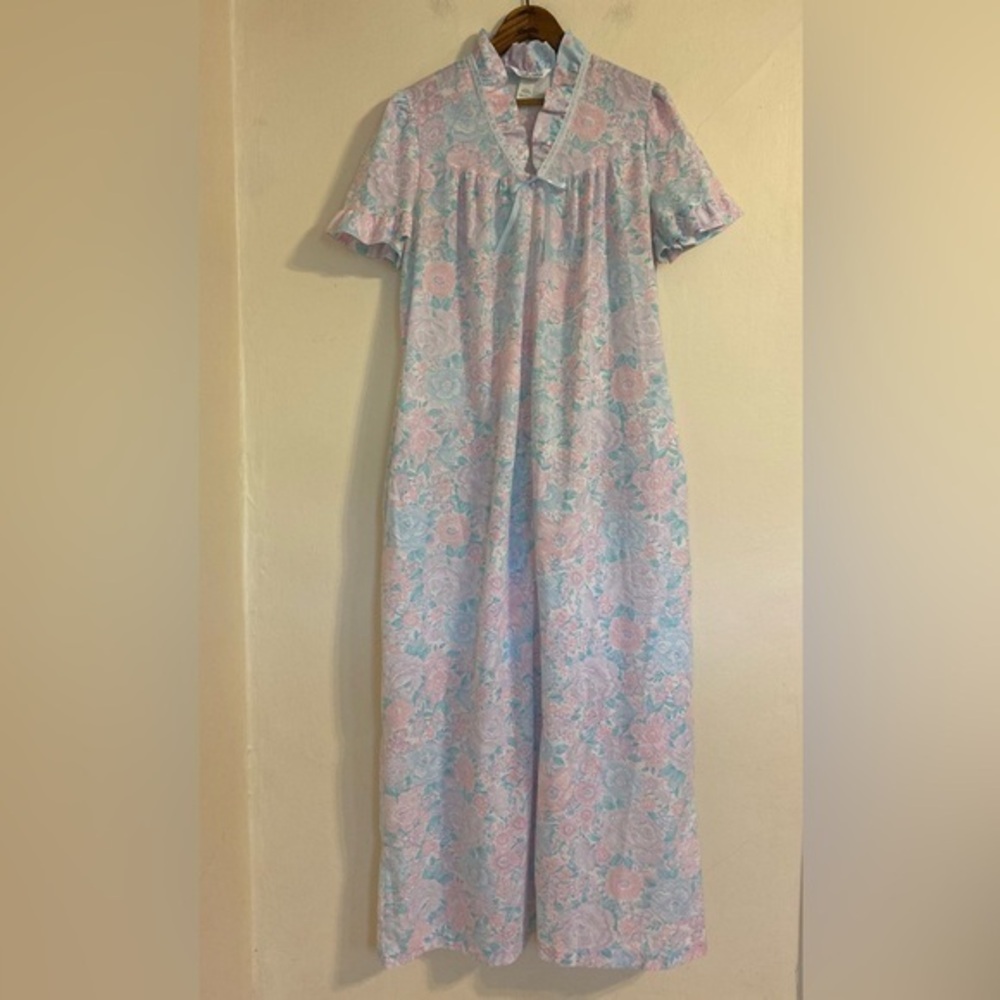 Vintage 70’s Sears At Home Wear Women’s M Pastel Floral Nightgown Pajamas Robe